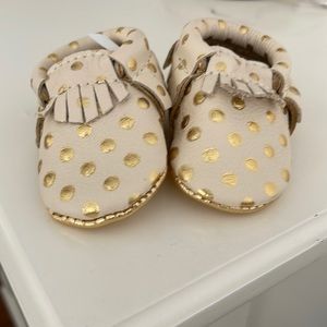 Freshly Picked NWT Petite Crib Moccasin